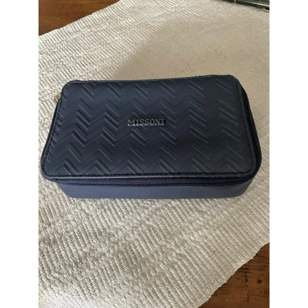 Missoni for Delta Travel Case Zip Organizer Navy Chevron Vanity Toiletry Case